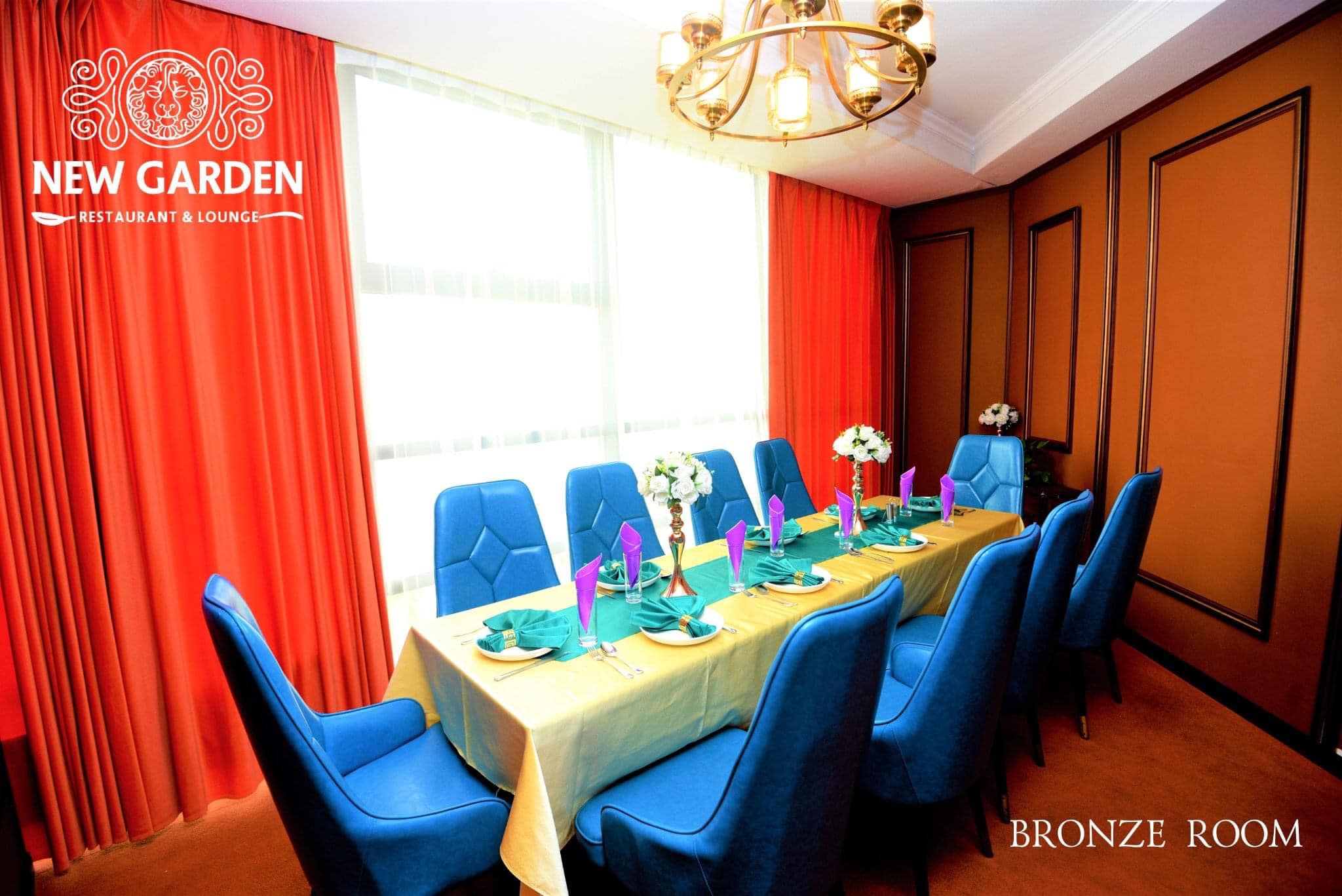 BRONZE VIP ROOM