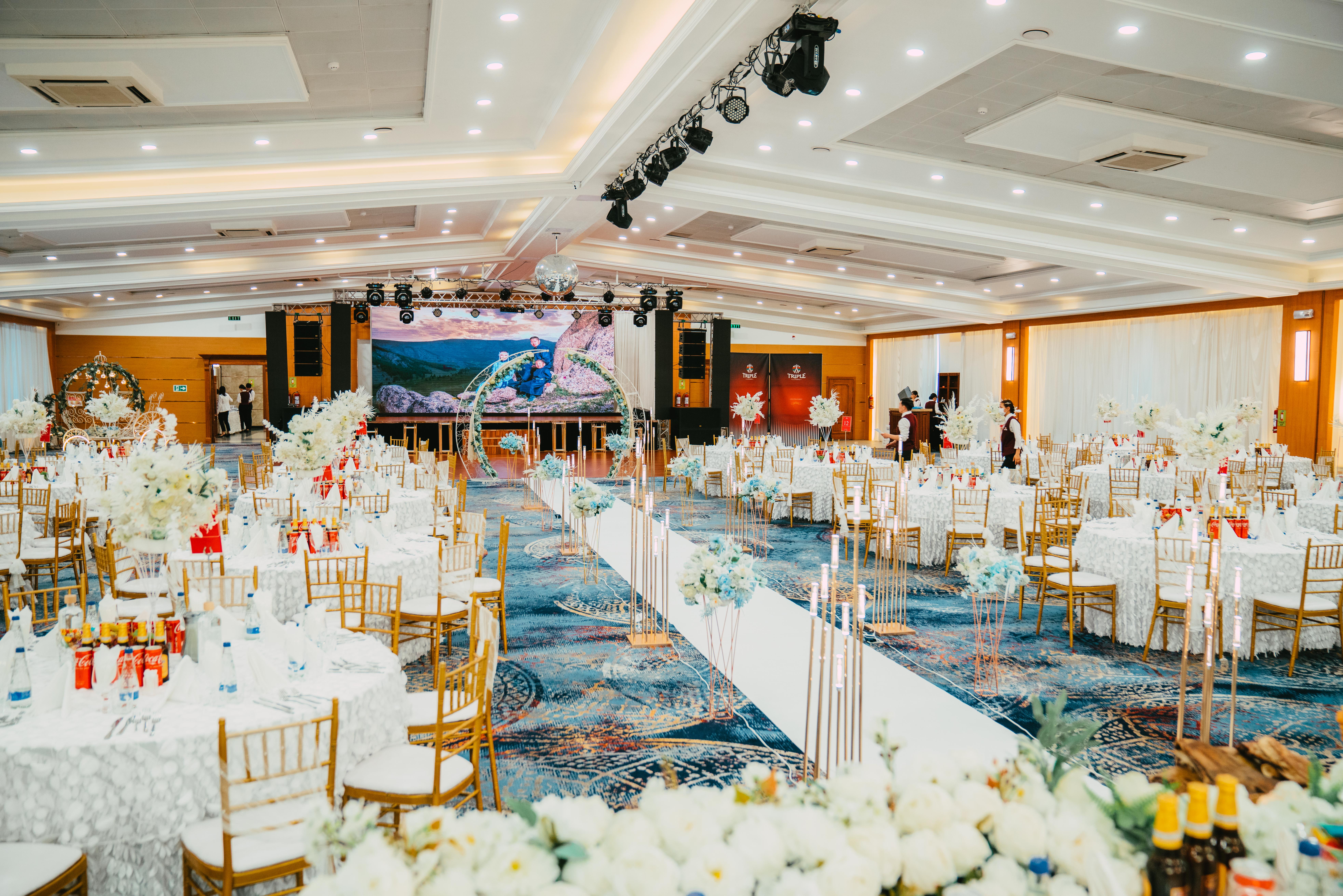 TRIPLE EVENT HALL B
